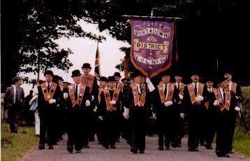 Orangeordenen på march i Portadown